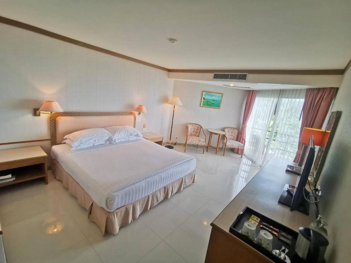 Khanom Golden Beach Hotel Exterior foto