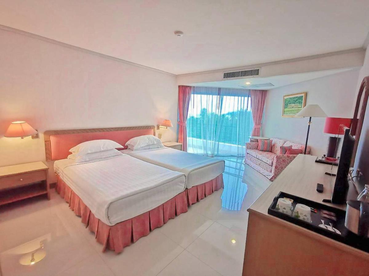 Khanom Golden Beach Hotel Exterior foto