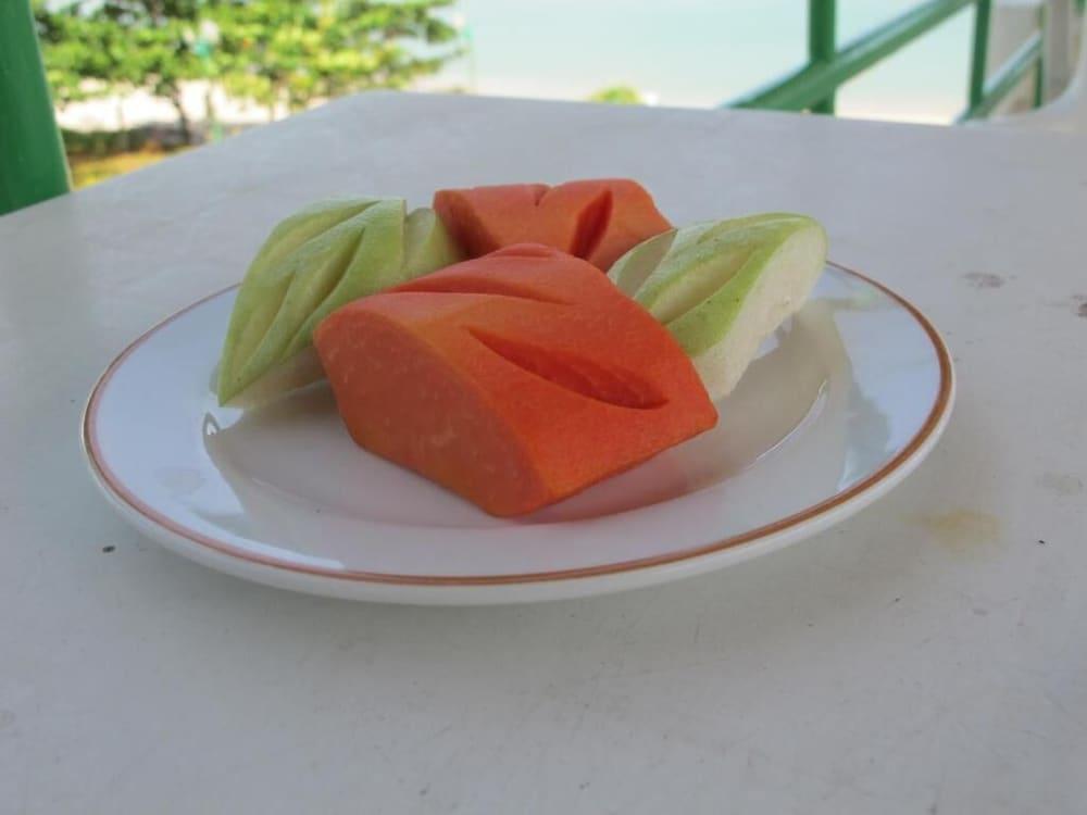 Khanom Golden Beach Hotel Exterior foto